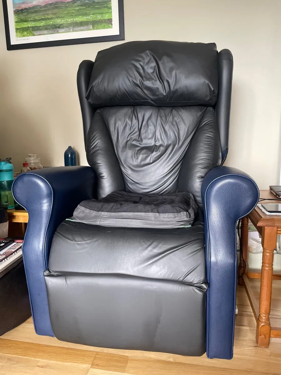 Orthopedic Chair - Image 1