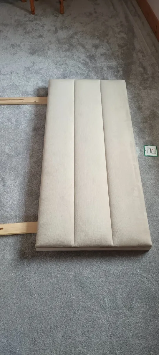 Furniture  headboard - Image 1