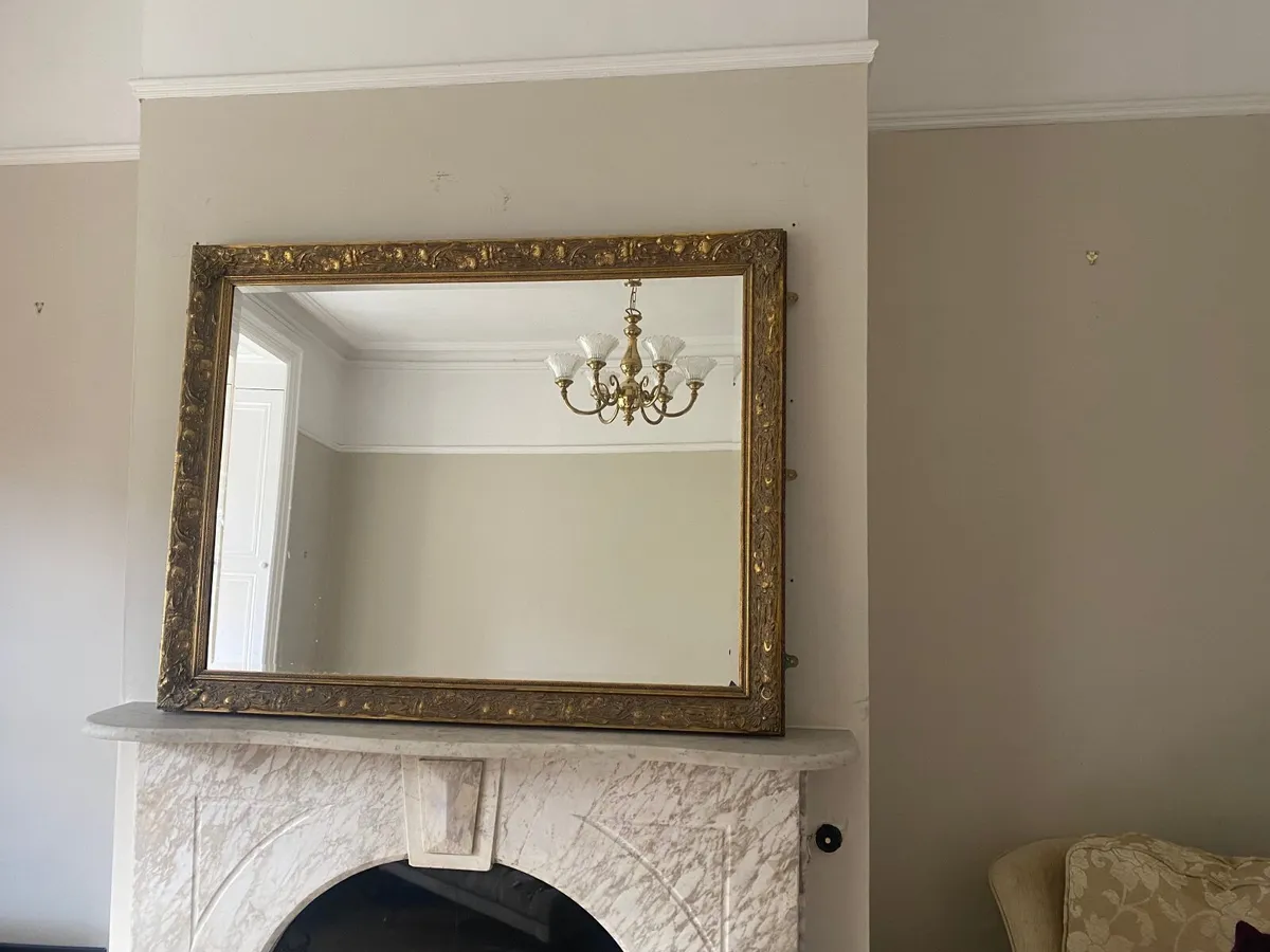 Over mantel vintage gilt mirror - Image 1