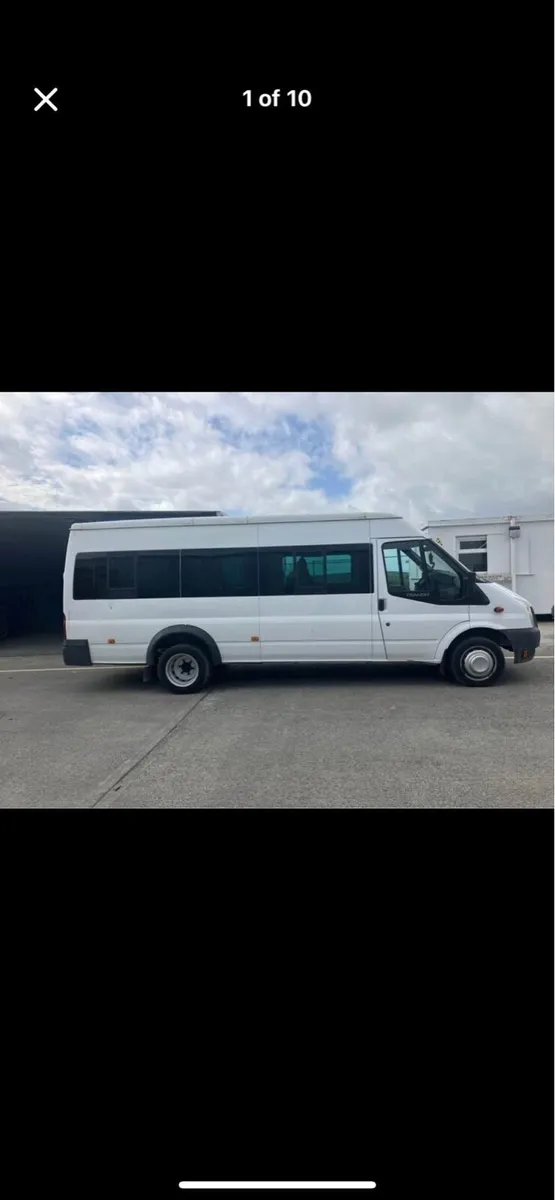 Ford transit 17 seater minibus - Image 1