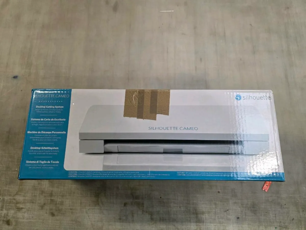 Silhouette cameo - Image 1