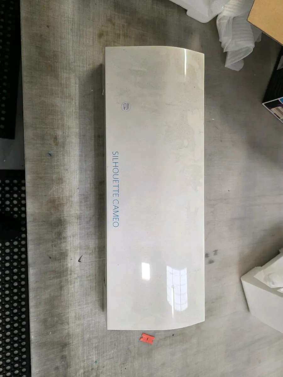Silhouette cameo - Image 2
