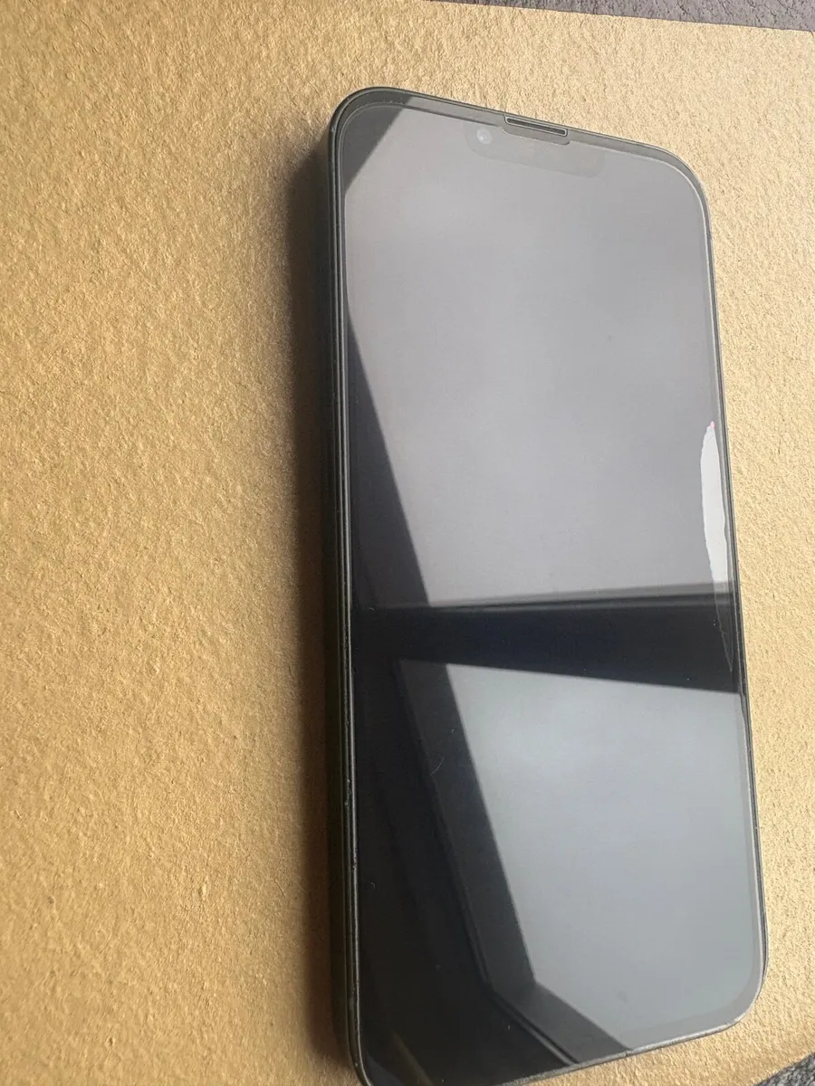 iPhone 13 - Image 1