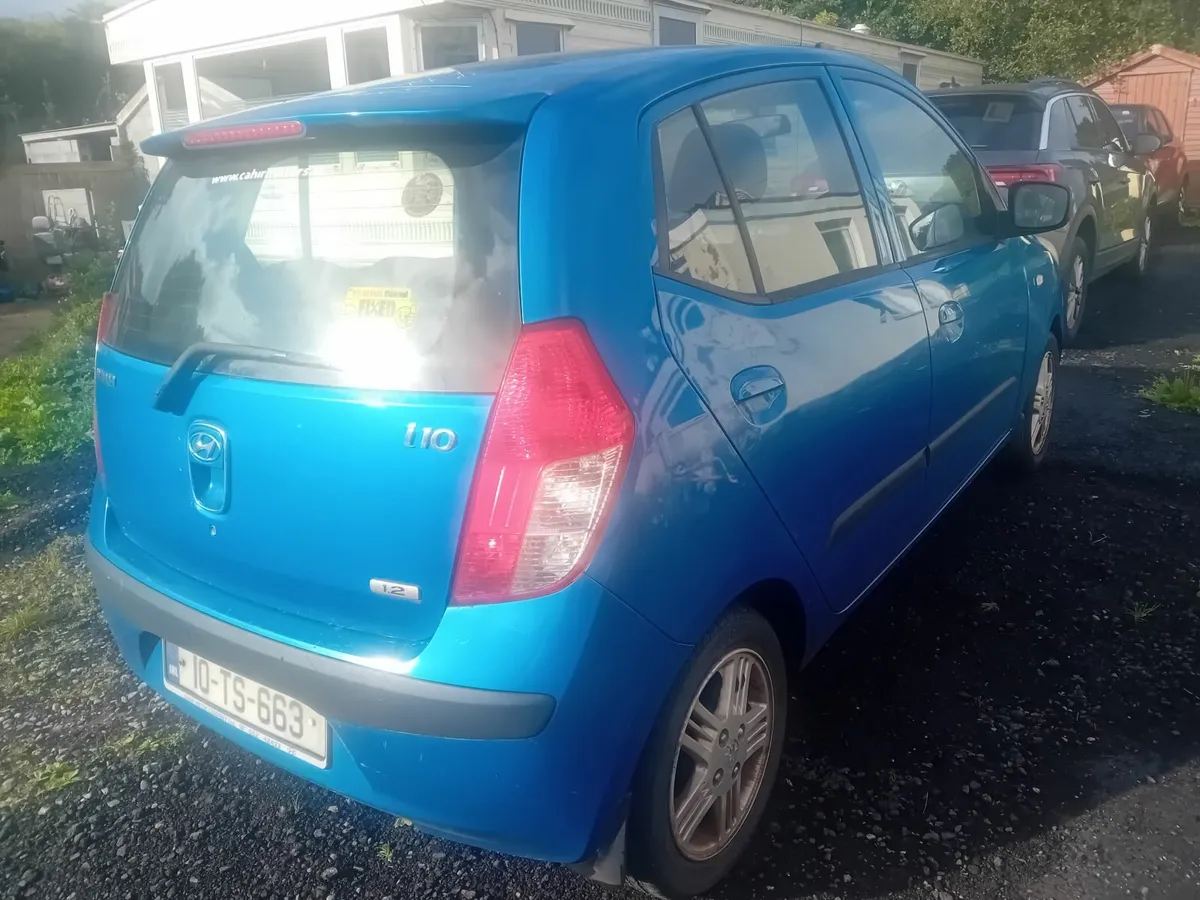 Hyundai i10 2010 - Image 2