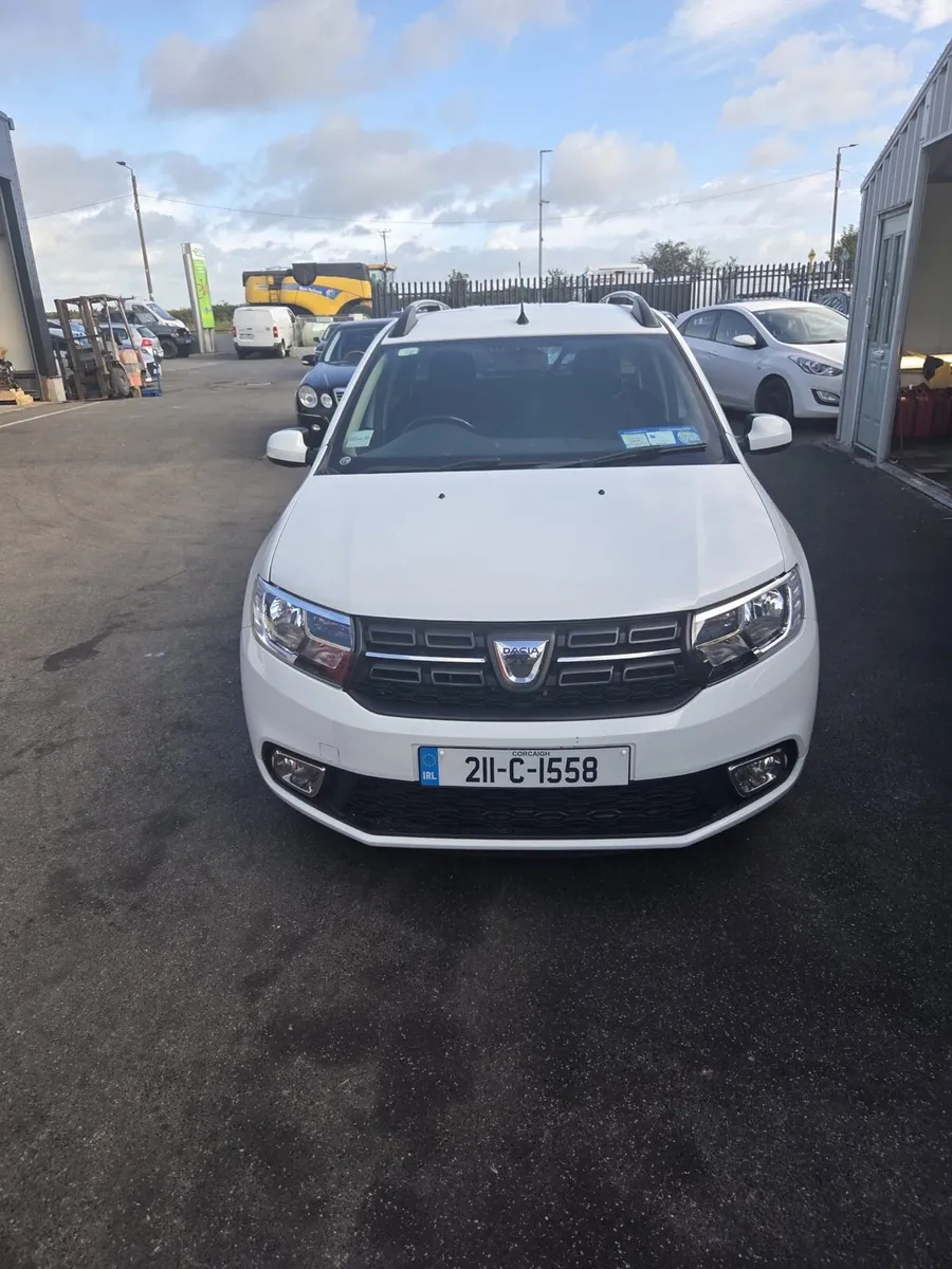2021 Dacia Logan - Image 1