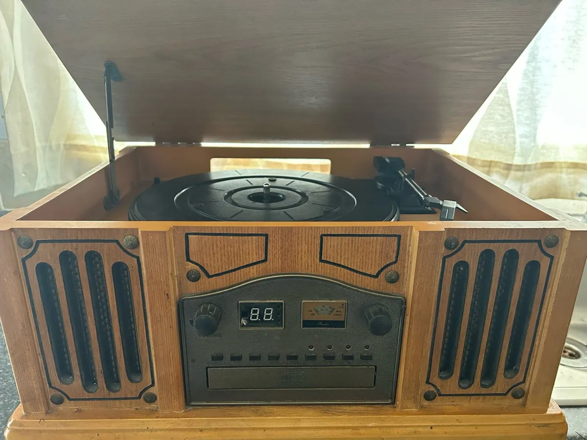 Record player /cd player - Image 1