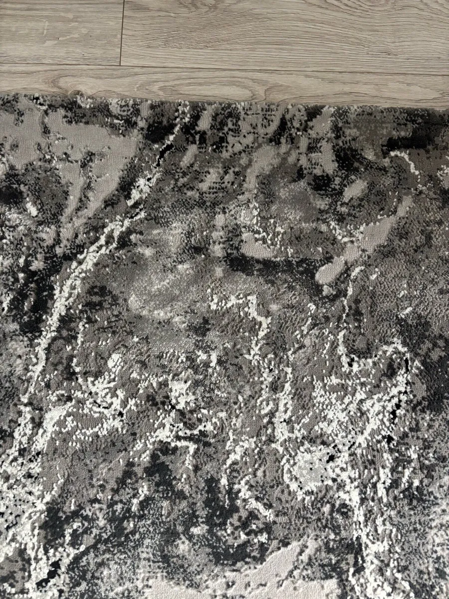Rug - Image 3