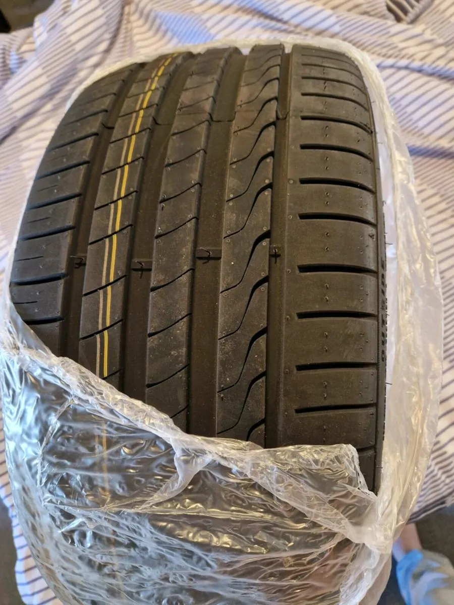 255/35 R19 Imperial tyres x4, will sell in pairs - Image 2