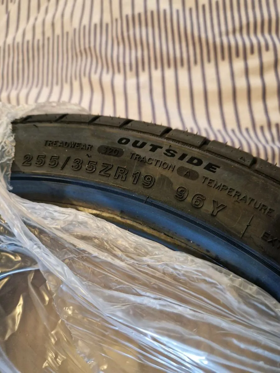 255/35 R19 Imperial tyres x4, will sell in pairs - Image 3