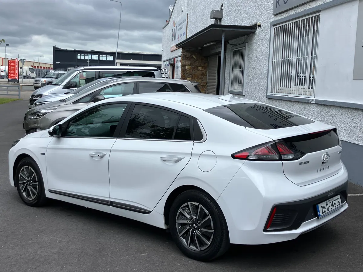 2021 HYUNDAI IONIQ 38KWH - LEATHER - Image 3