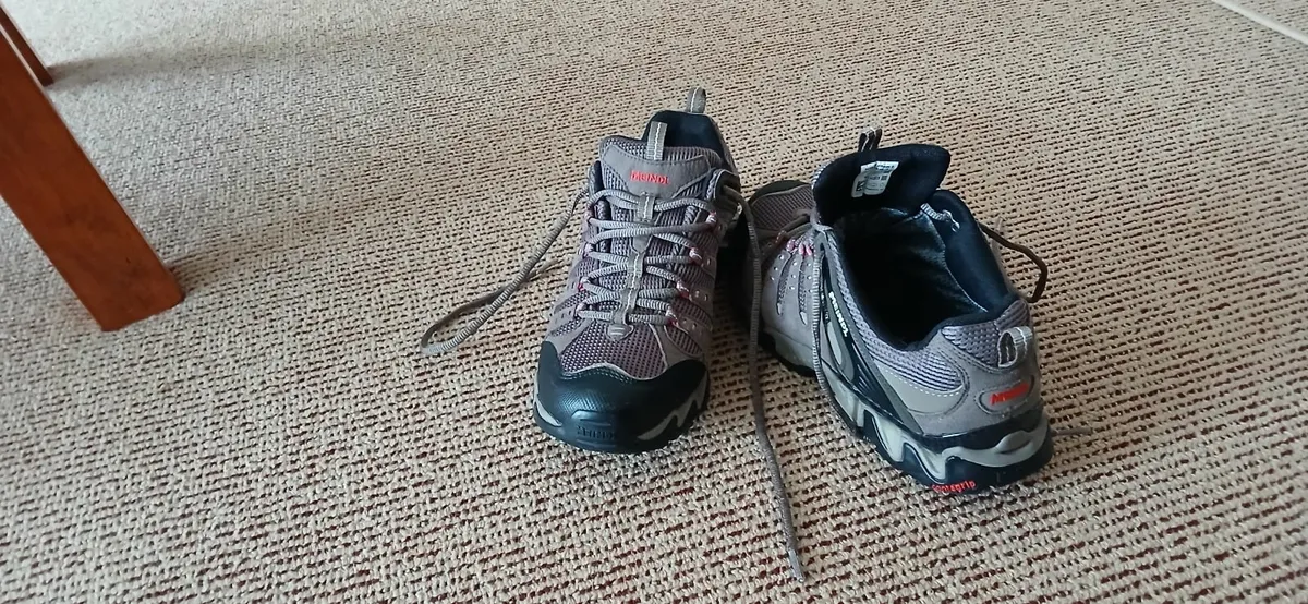 Men's  Shoes - Image 4