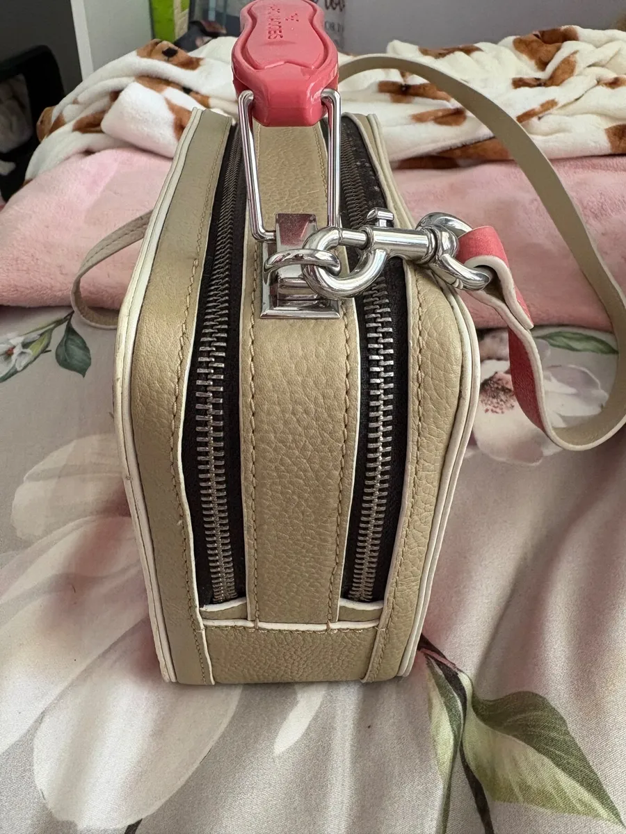 Marc Jacobs cross body bag - Image 1