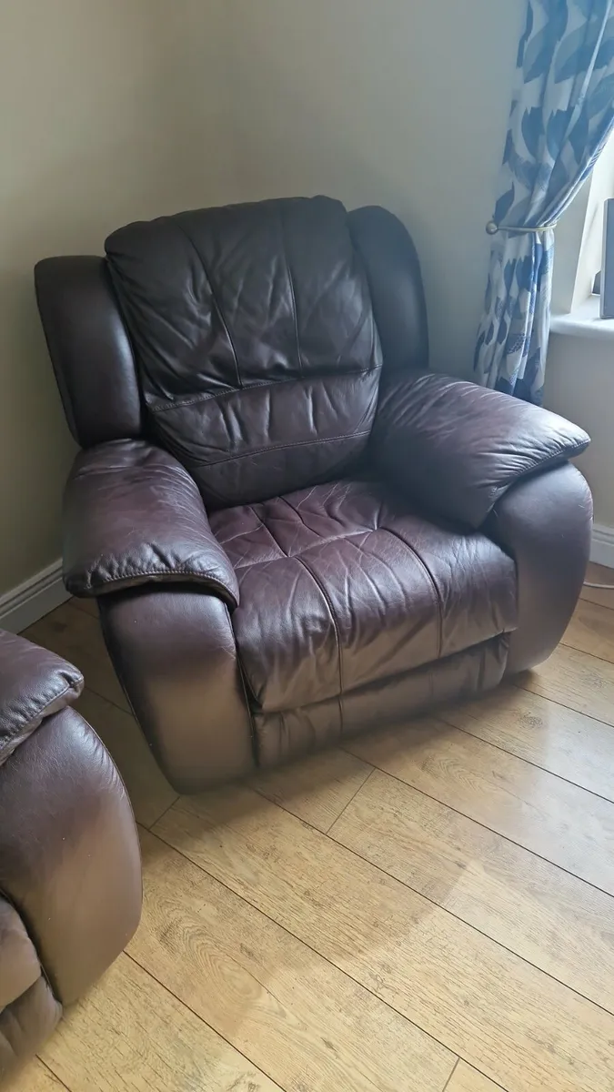 Sofa For Sale - Image 3