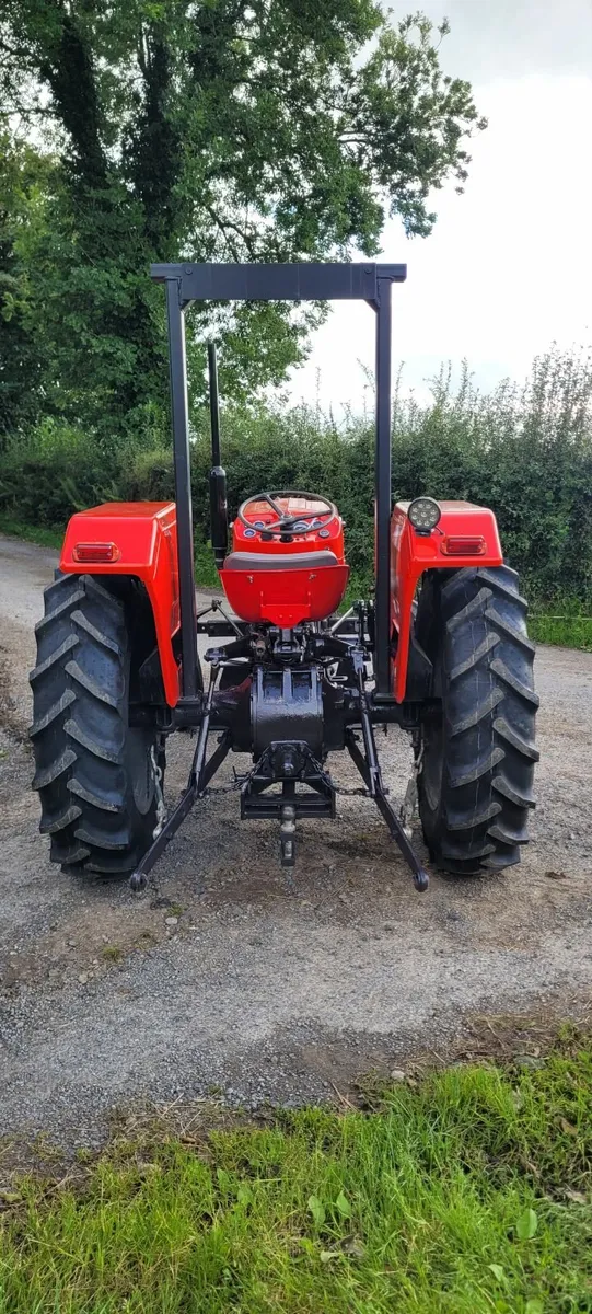 Massey Ferguson 135 - Image 2