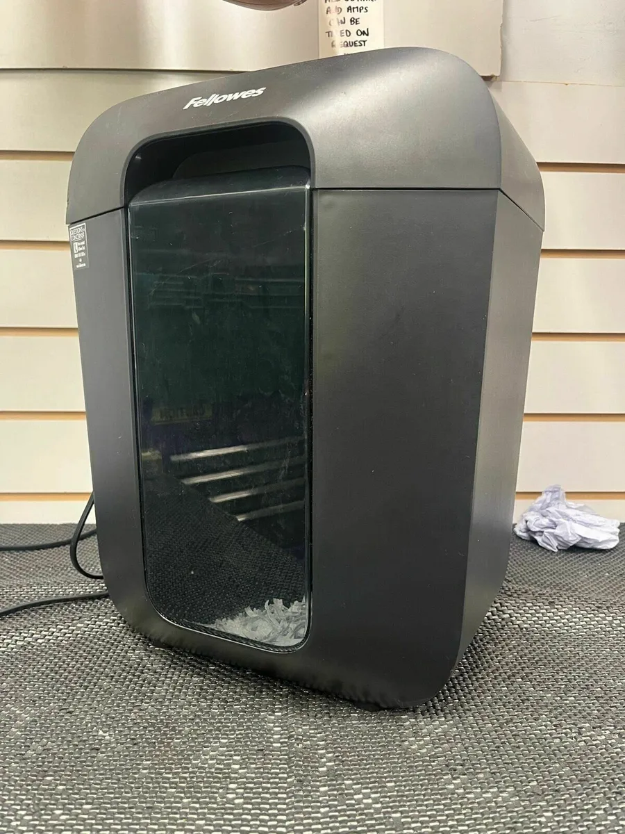 Fellowes Shredder - Image 1