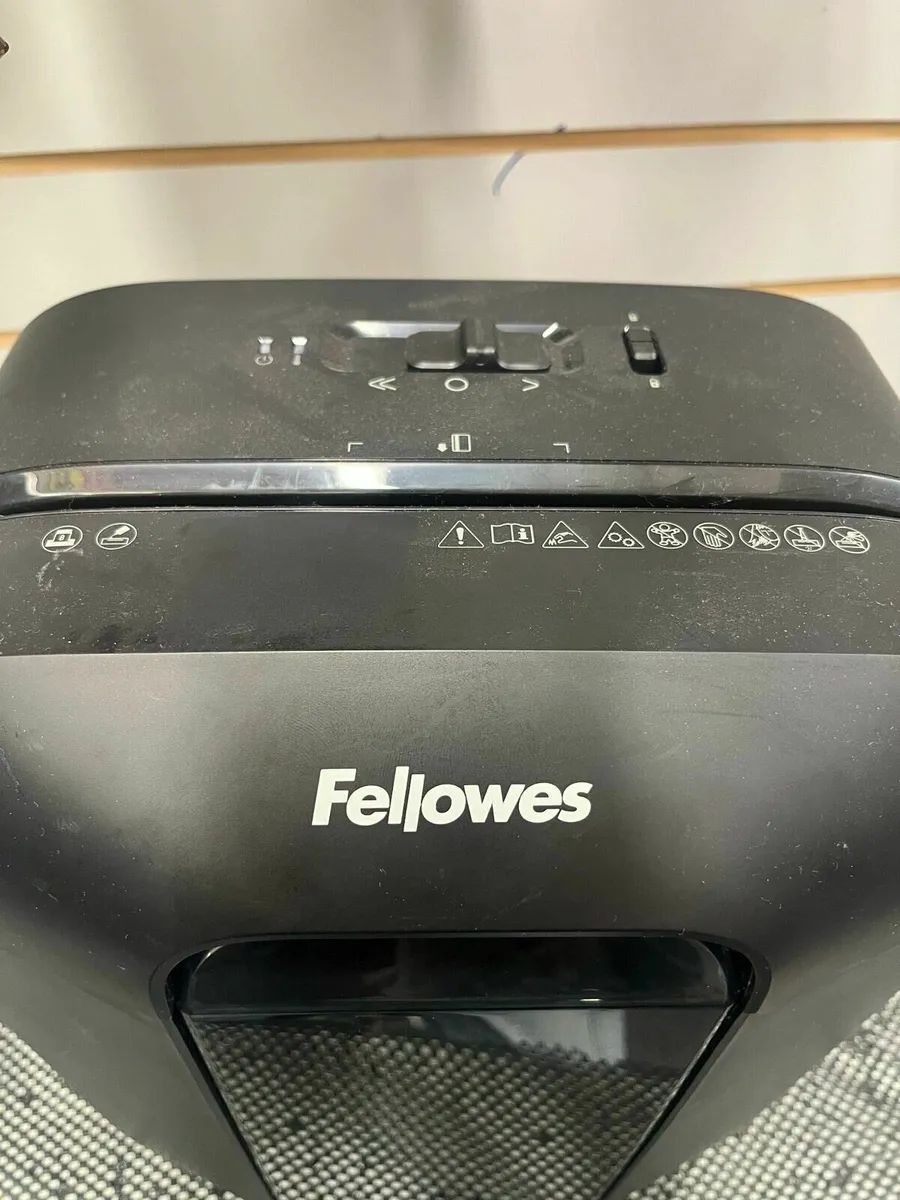 Fellowes Shredder - Image 2
