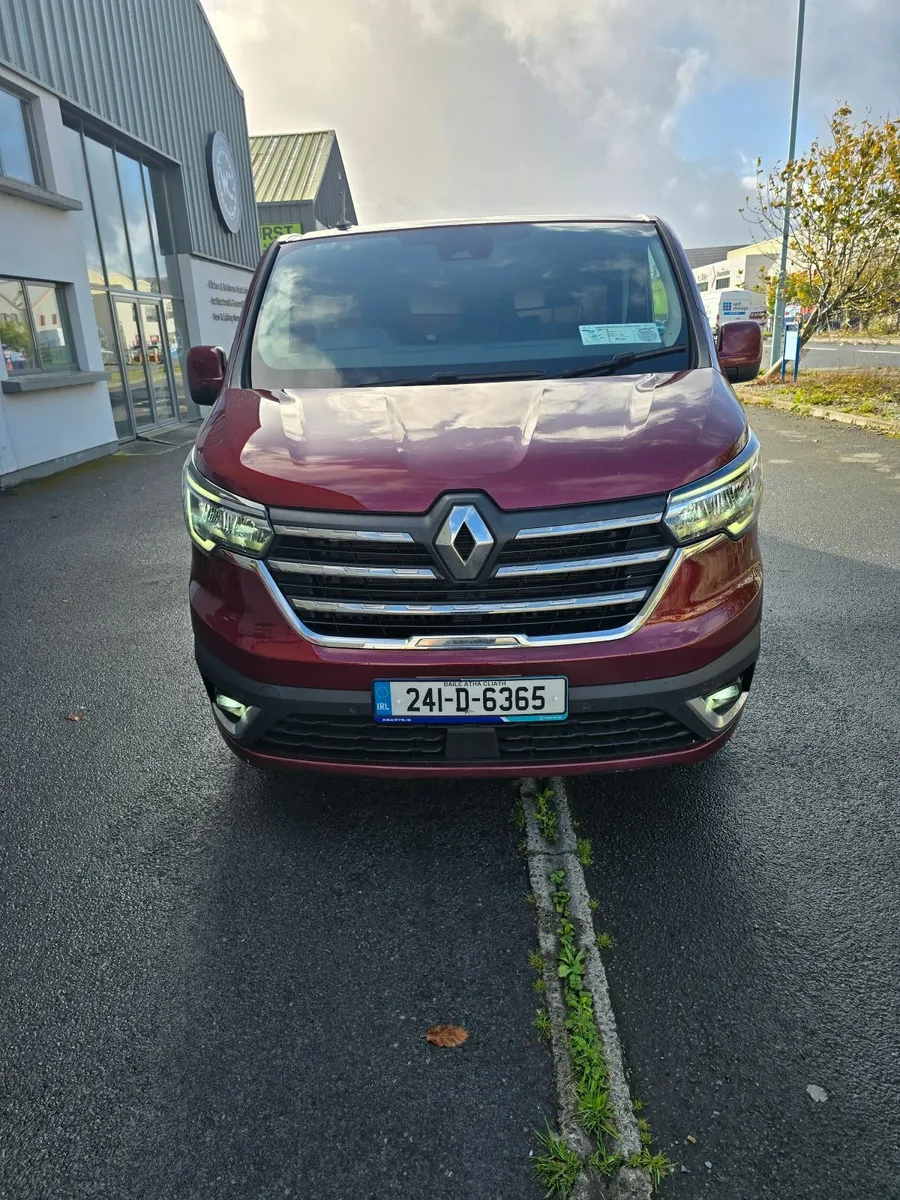 Renault Trafic 2024 - Image 2