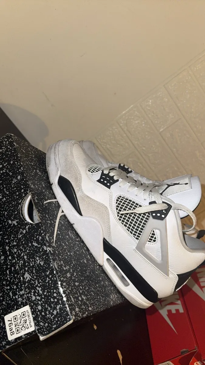 J4s Military black - Image 3