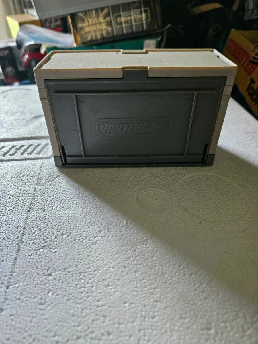 Matchbox Garage - Image 2