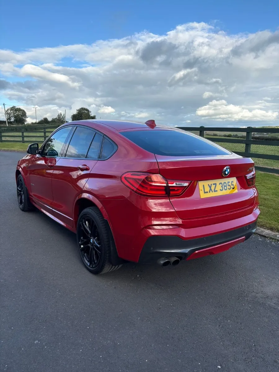 BMW X4 2015 - Image 2