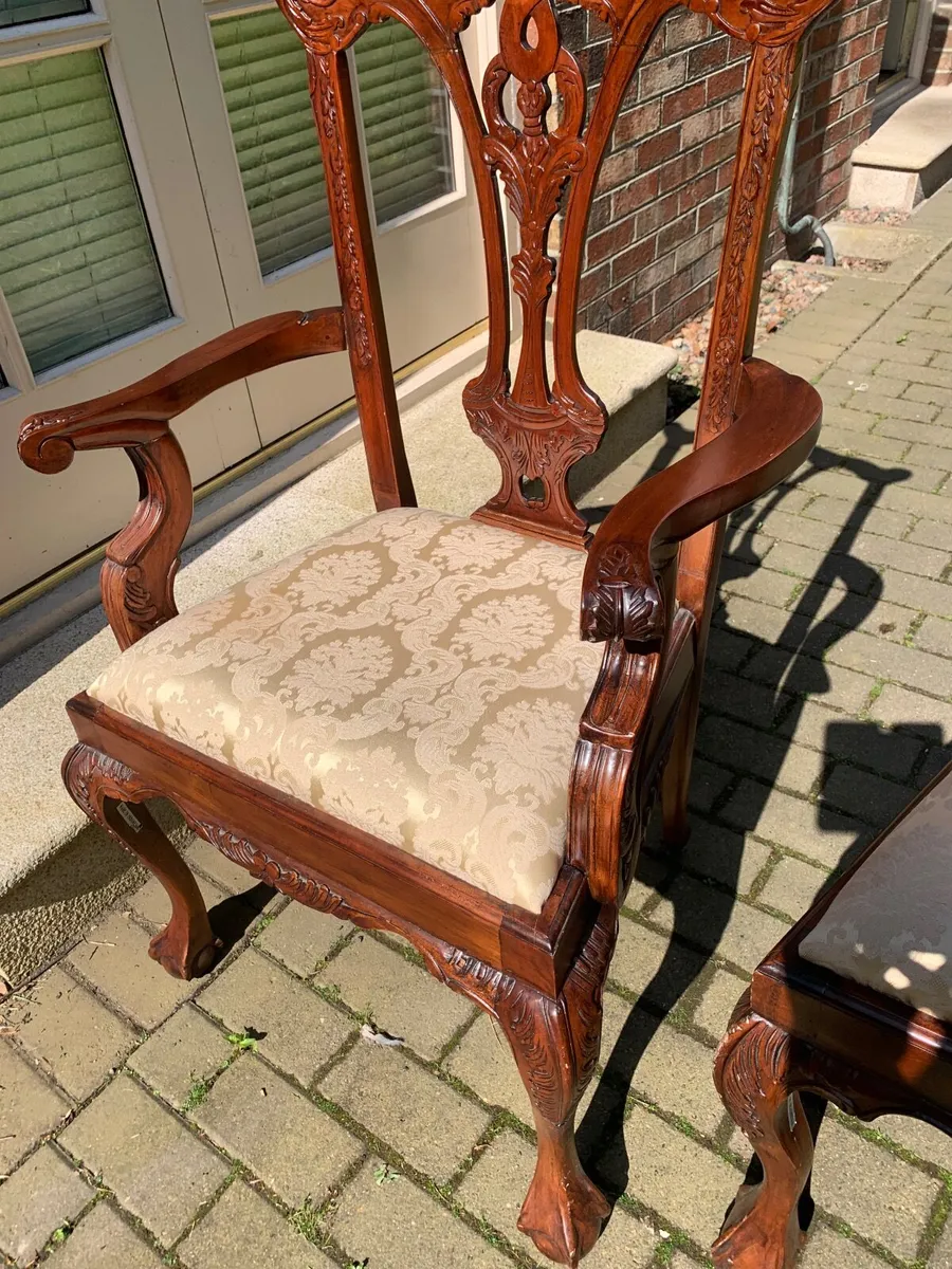Dining room chairs - Image 1