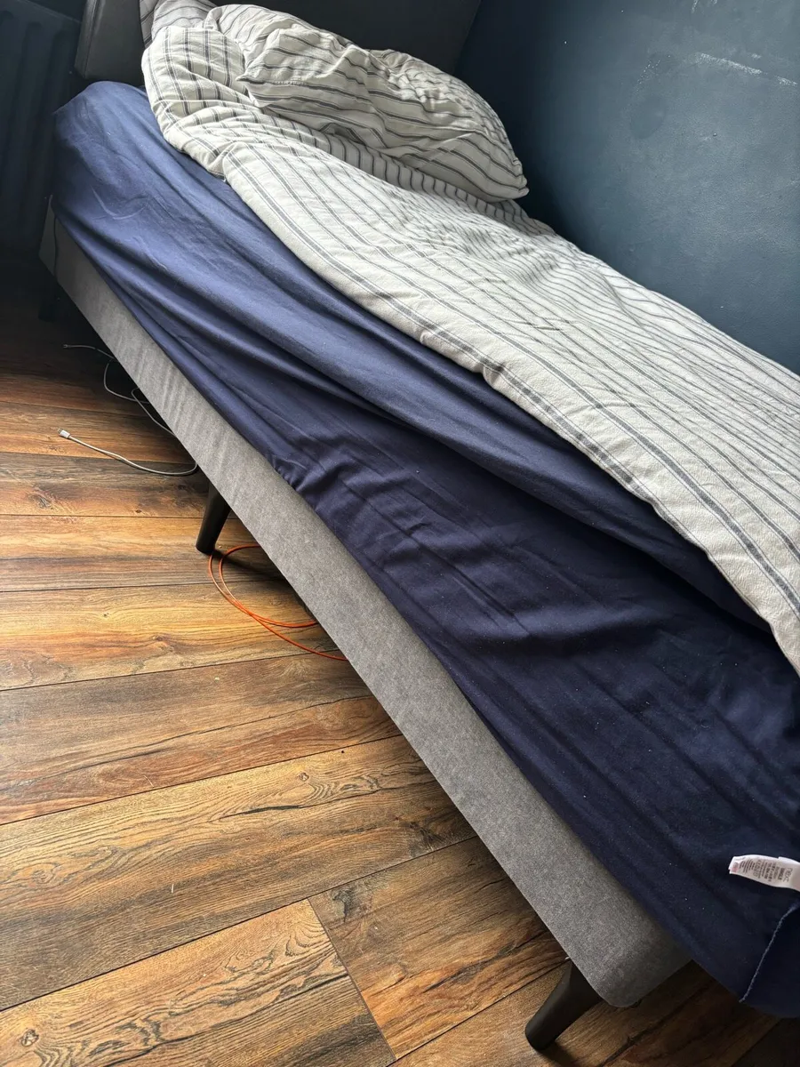 2 single bed frames and orthopedic mattresses - Image 2