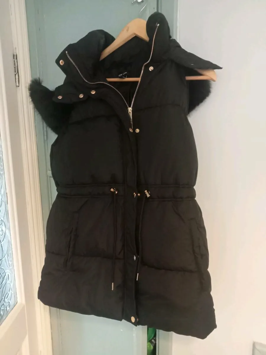 Ladies gilet new look size 10 - Image 1