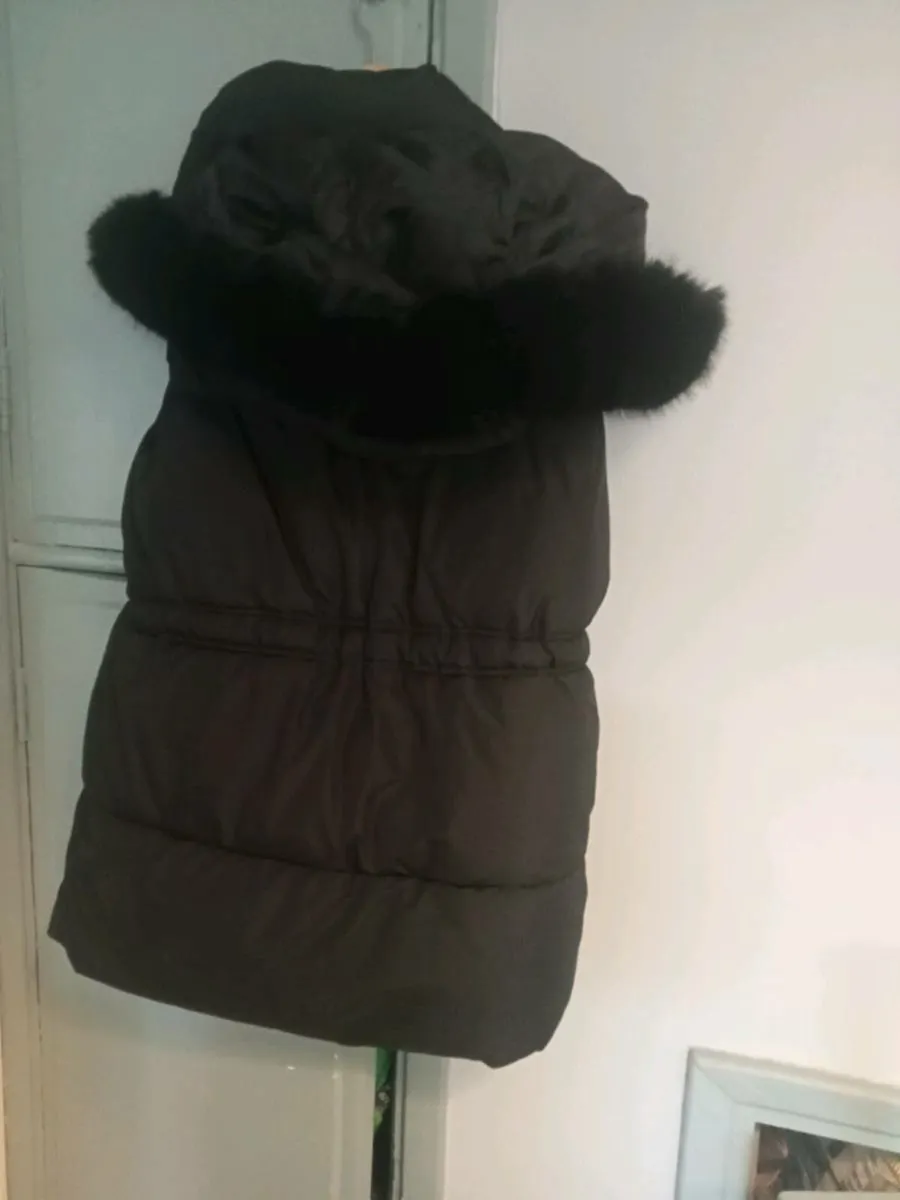 Ladies gilet new look size 10 - Image 2