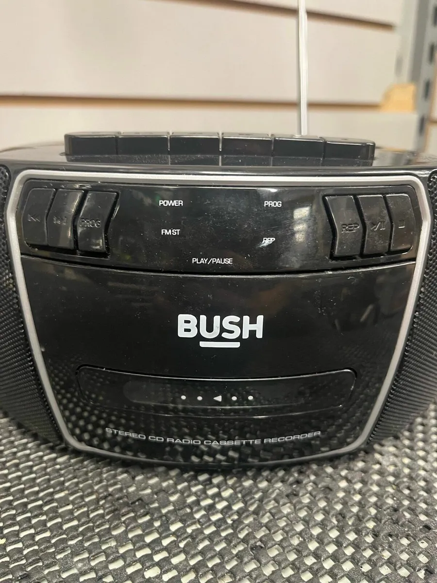 Bush CD/Cassette/Radio - Image 4