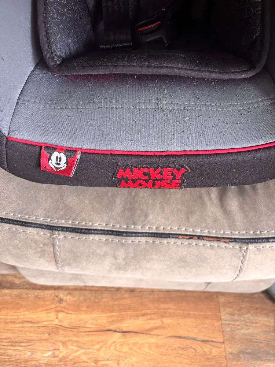 Car seat - Image 4
