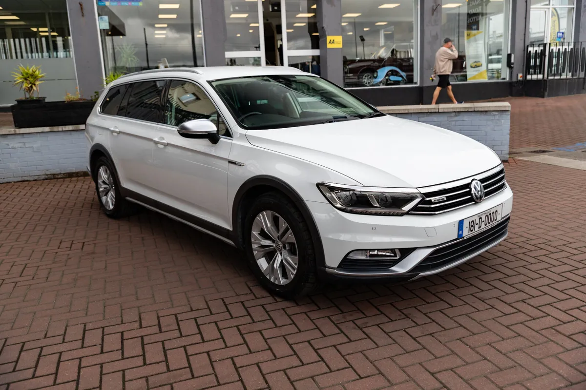VOLKWAGEN PASSAT 2.0TDI 150BHP ALLTRACK EDITION - Image 1