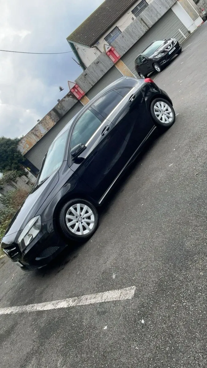A Class A180 Mercedes - Image 2