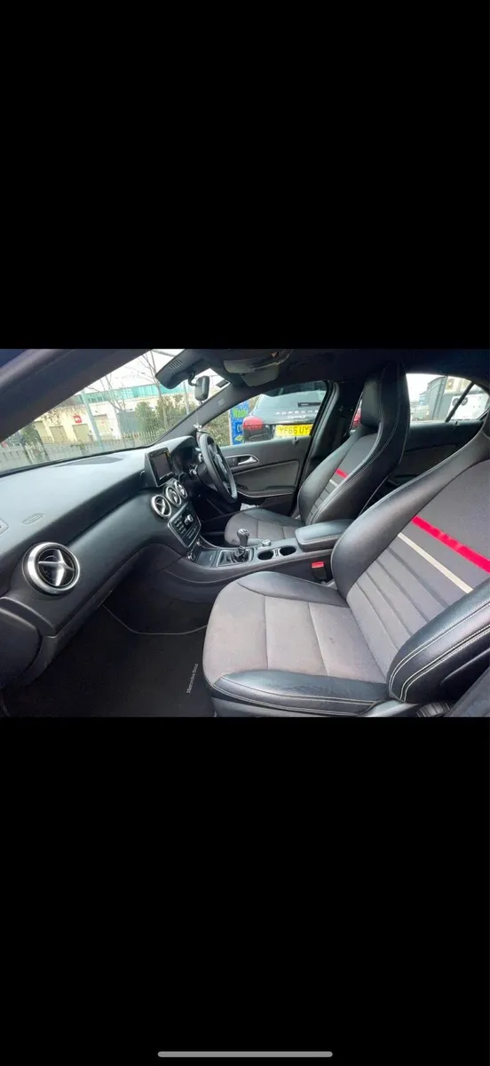 A Class A180 Mercedes - Image 3