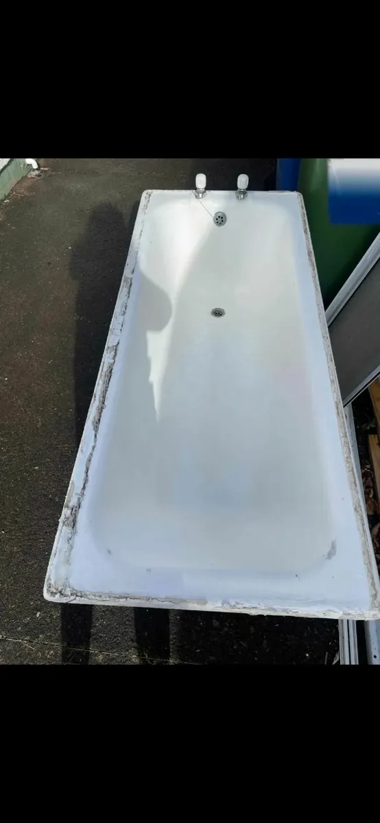 Bath tub 70 euro ono - Image 2