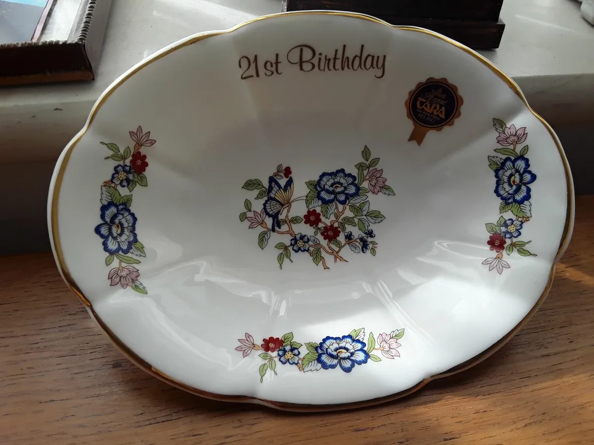 Small Tara bone china trinket dish - Image 1