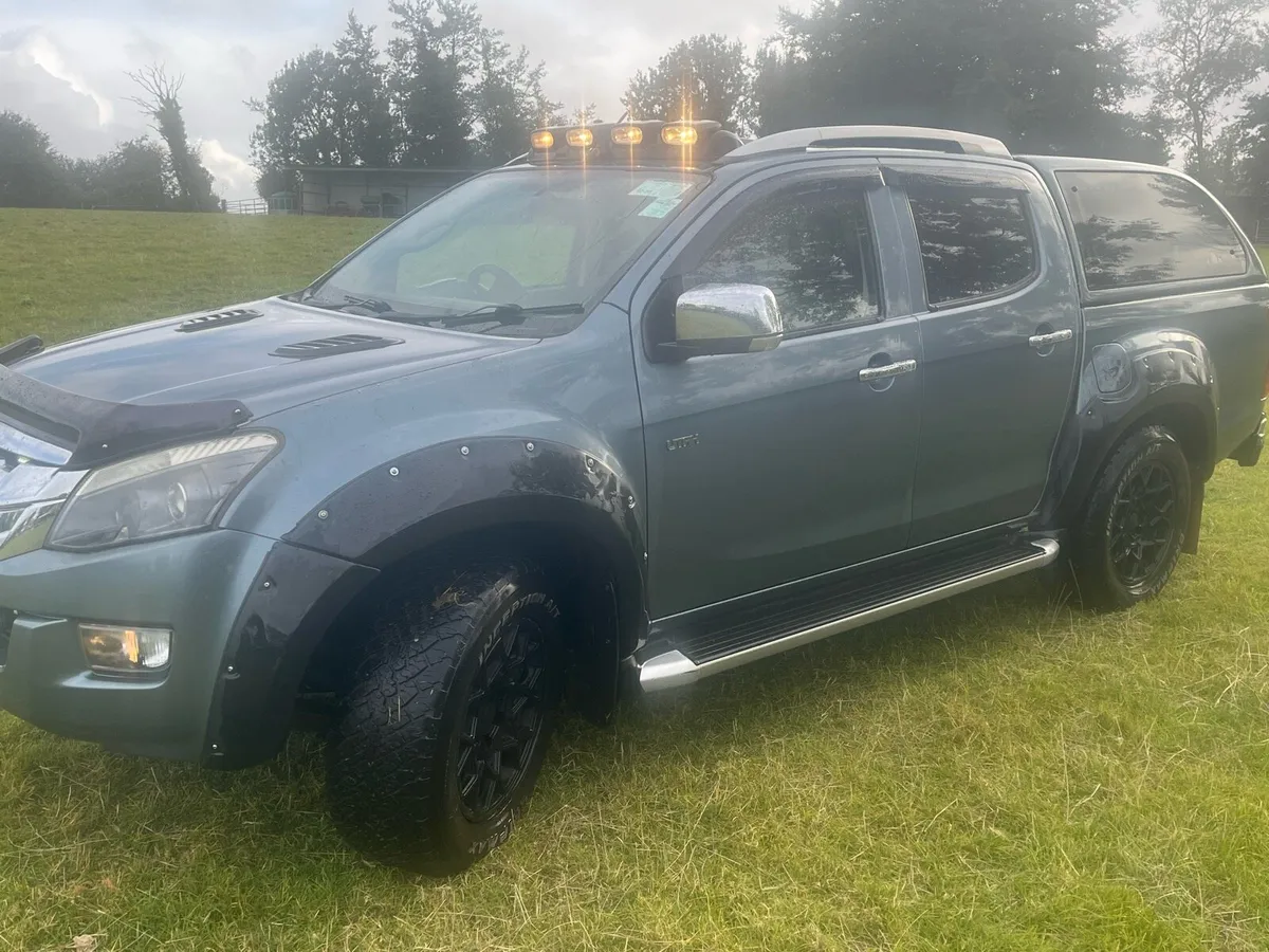 Isuzu Dmax top spec - Image 3