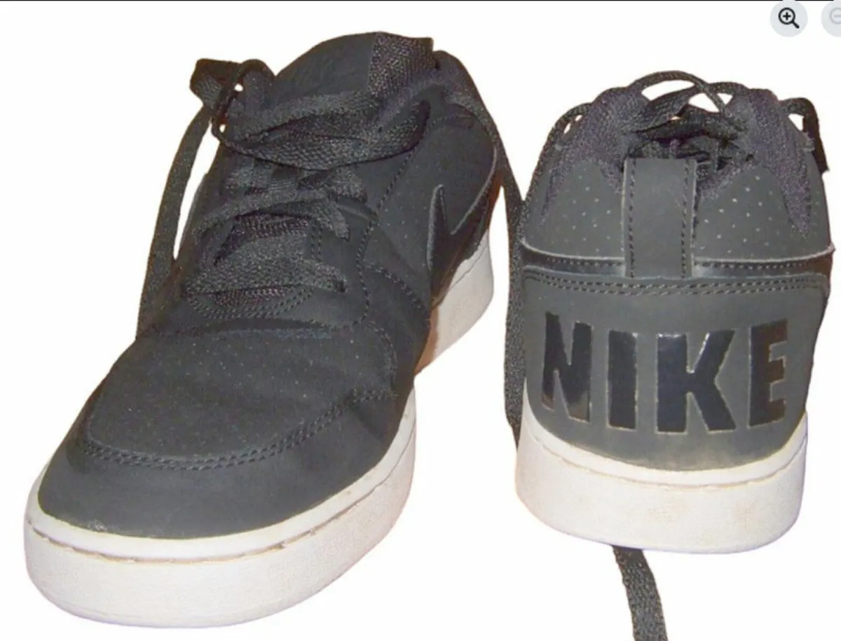 Vintage NIKE Trainers-Suit Lady or Gentleman - Image 4