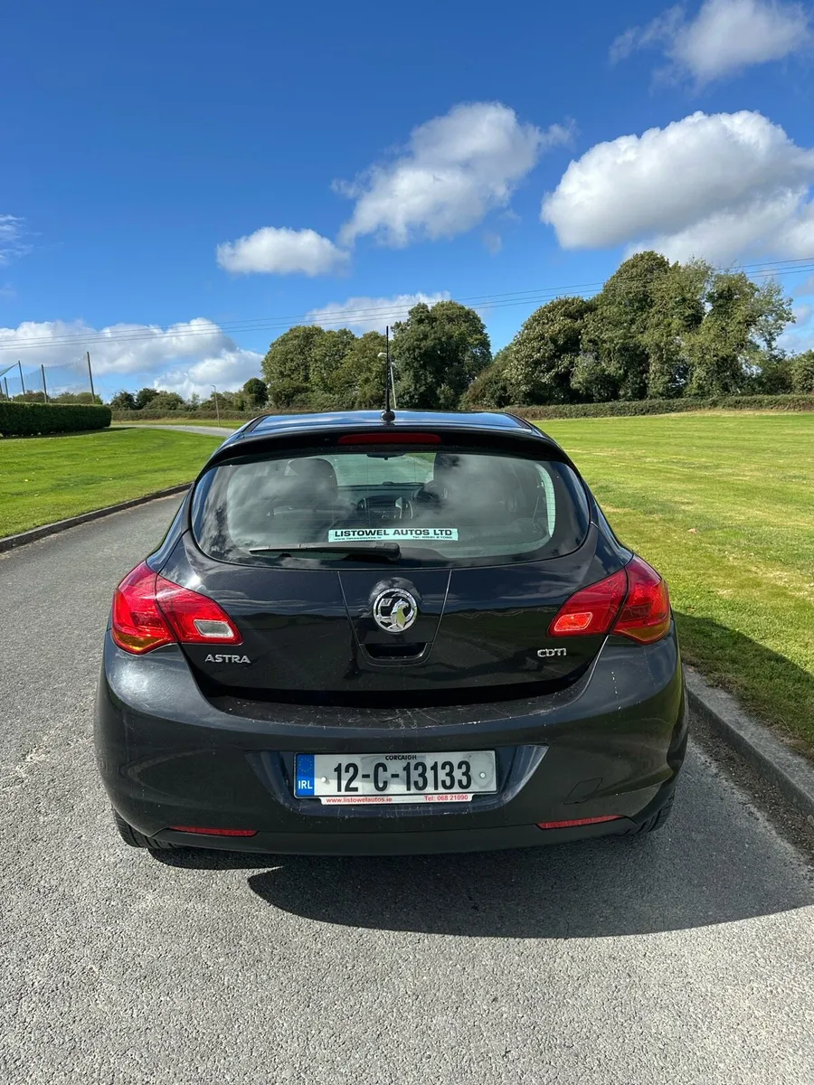 Opel Astra 2012 NCT 07-26 - Image 4
