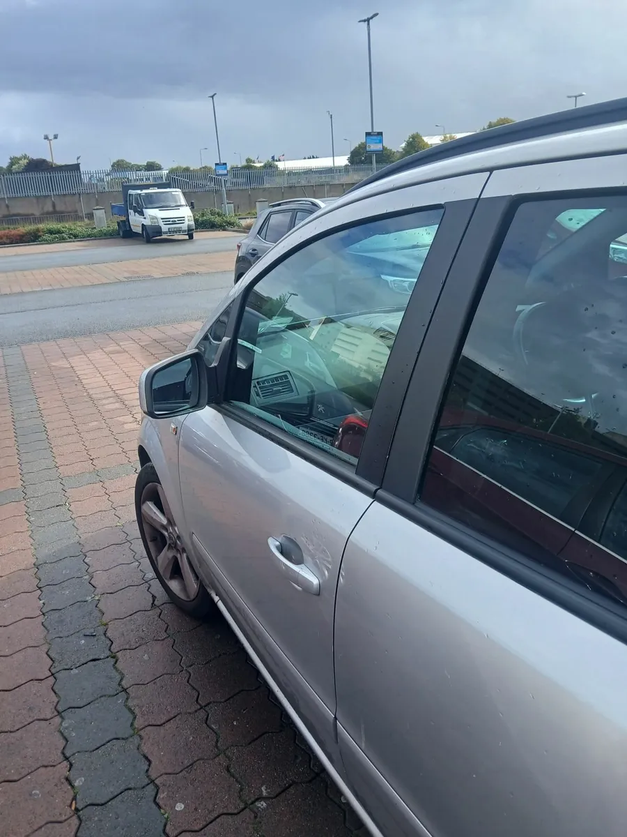 Vauxhall Zafira 2013 - Image 3