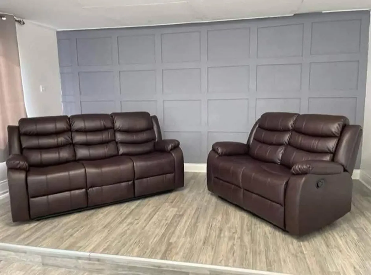 SALE OFFER!! 3+2 Roma Leather Manual Recliner Sofa - Image 4