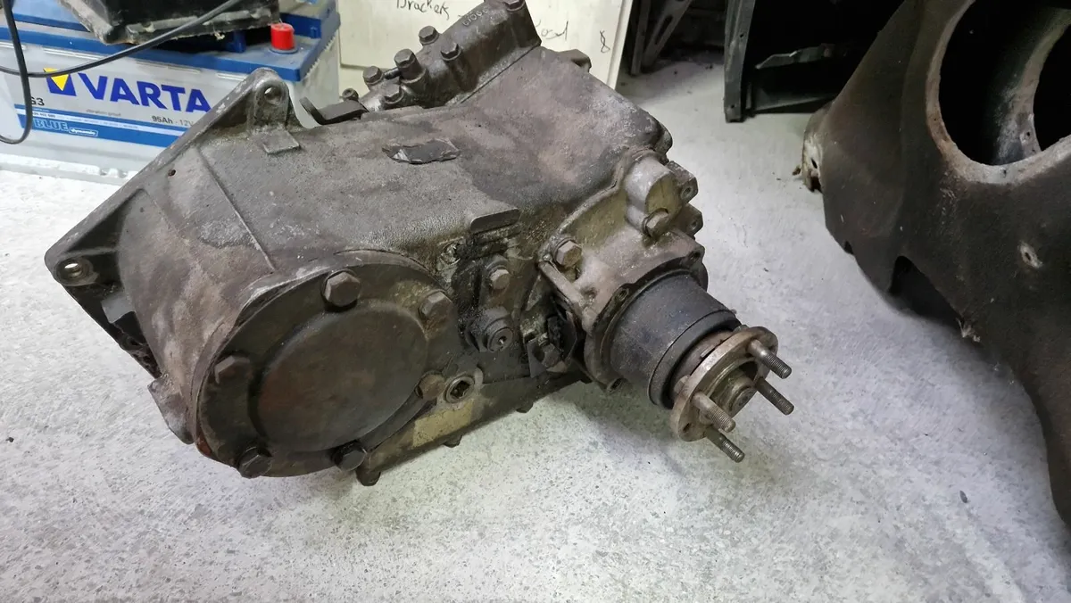Land Rover Defender Parts - Image 1