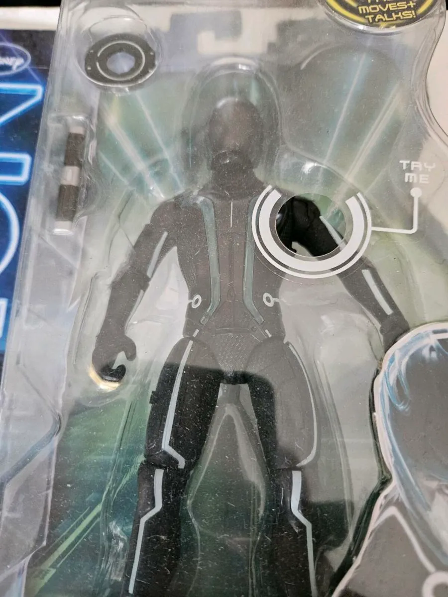 Disney Deluxe Tron Sam Flynn - Image 2