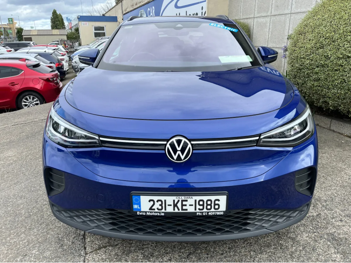 Volkswagen ID.4 PURE LIFE 52KWH ELECTRIC - Image 2