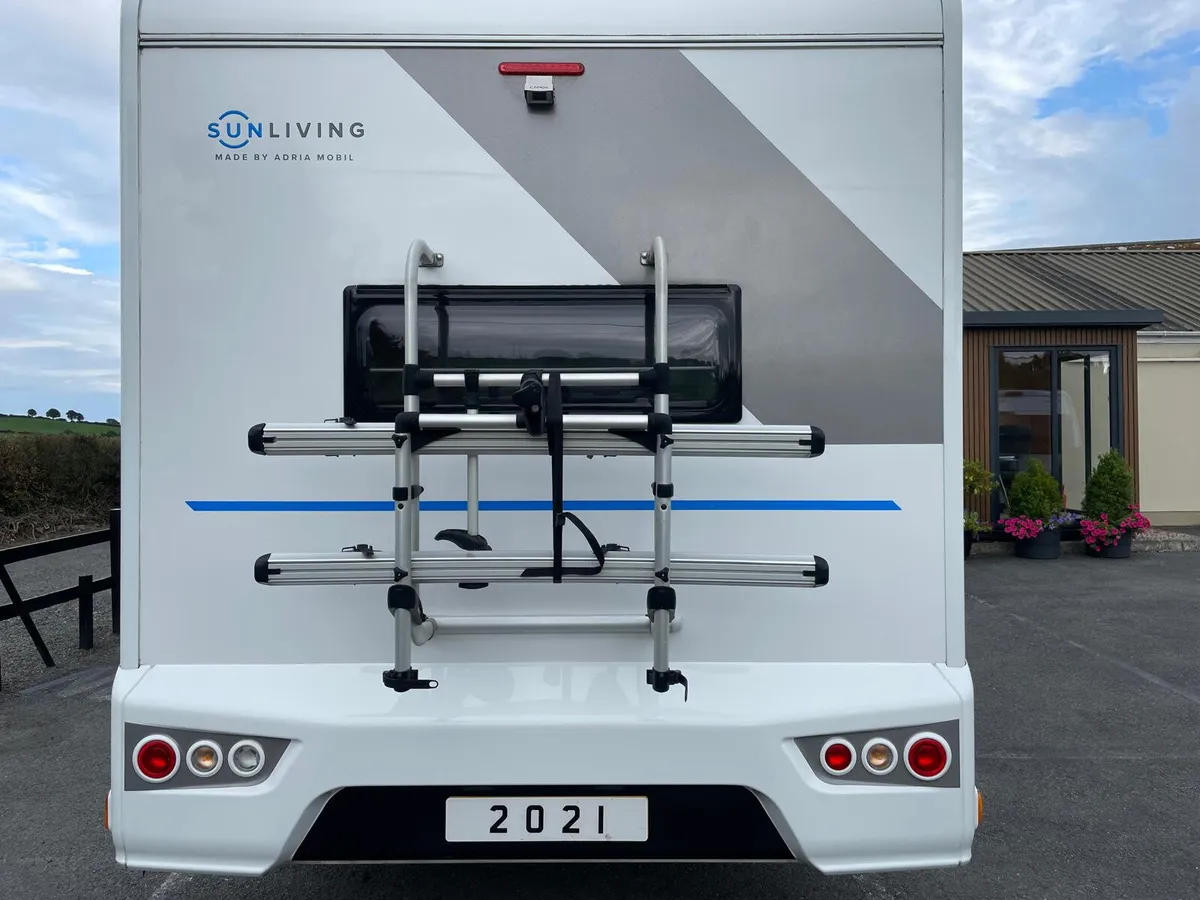 2021 Adria Sunliving 6 berth camper - Image 3