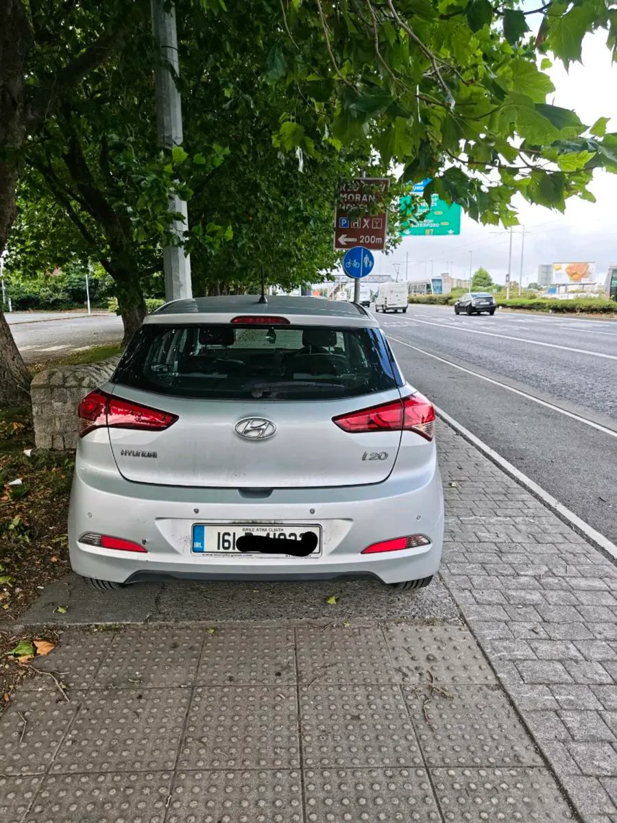 Hyundai i20 - Image 3