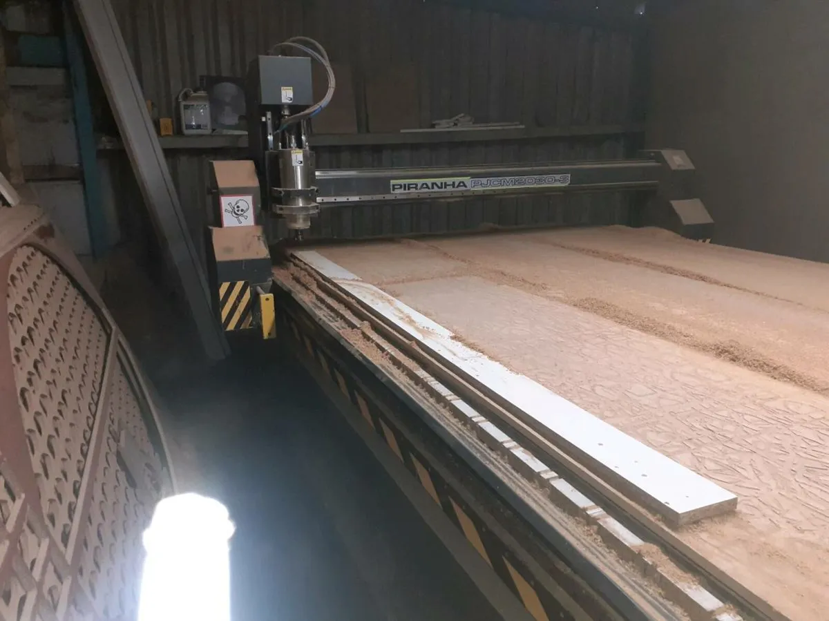 Cnc router 10 by 6 - Image 2