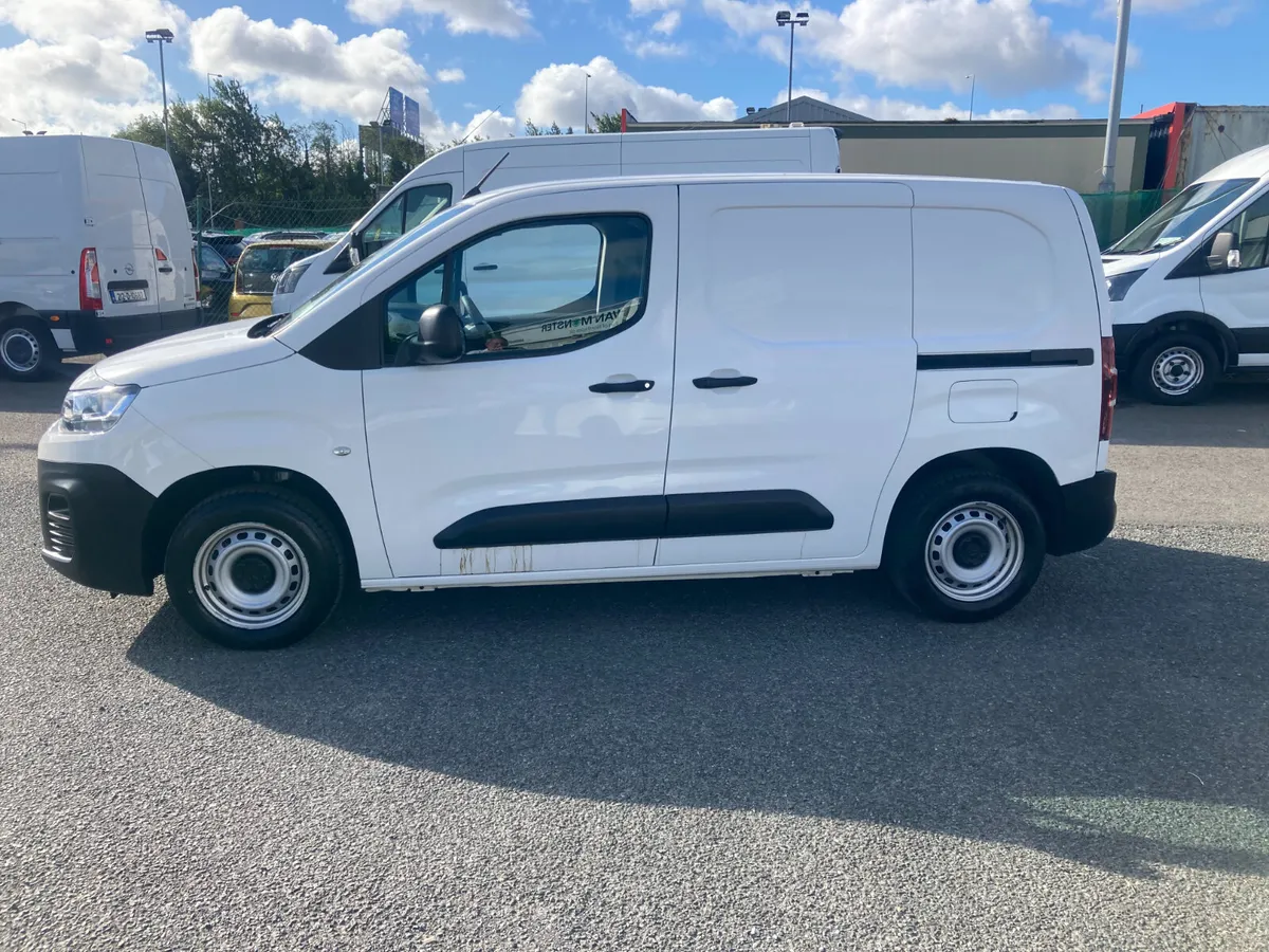 Citroen Berlingo 2021 - Image 4