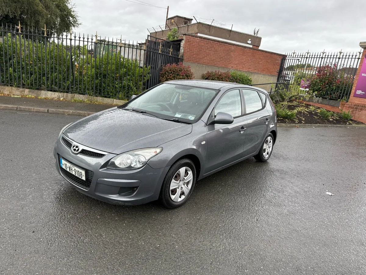 Hyundai i30 Taxed 9/25 - Image 2