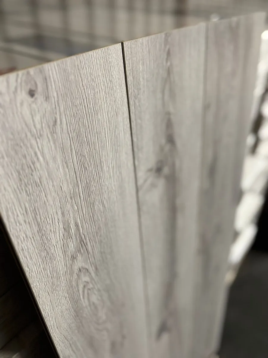 Brand new flooring - Image 2