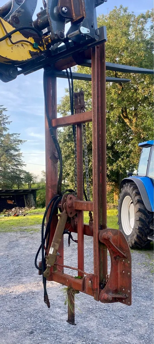Mast - Image 4
